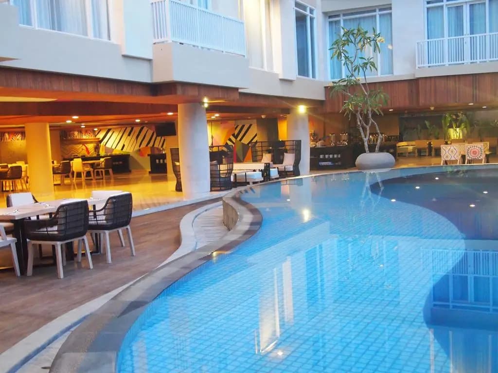Bedrock Hotel - photo 12