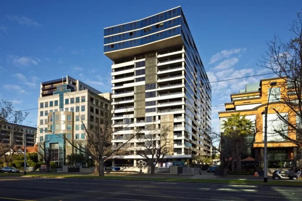 Oaks Melbourne St Kilda Road Hotel - photo 10