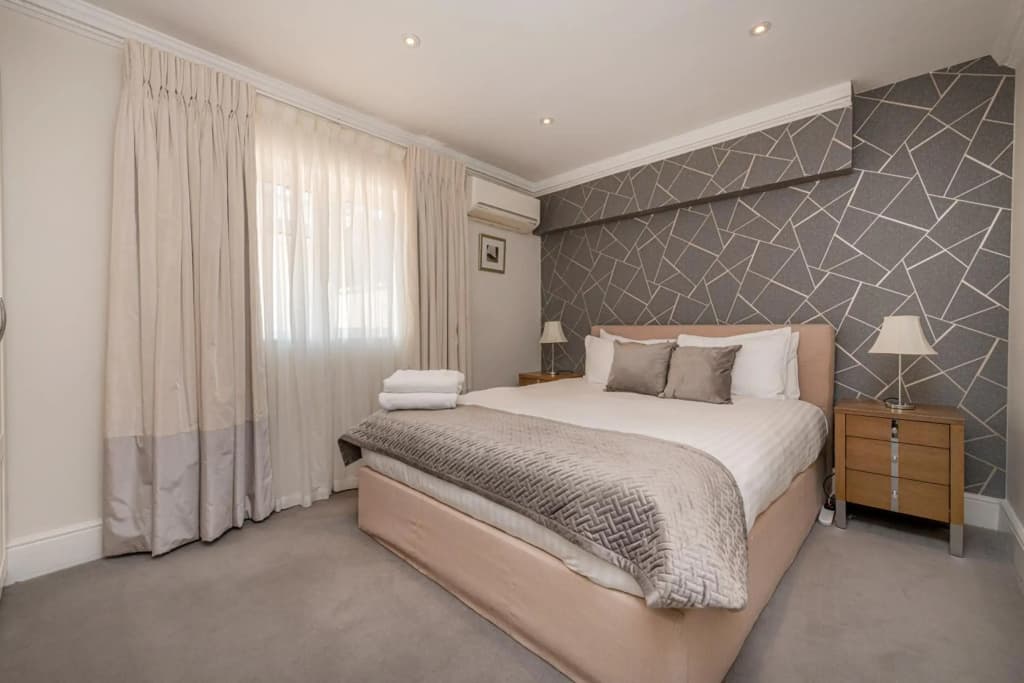 Queensgate Court - photo 36