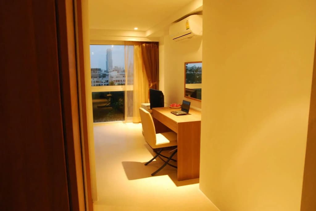 I Am Residence - photo 4