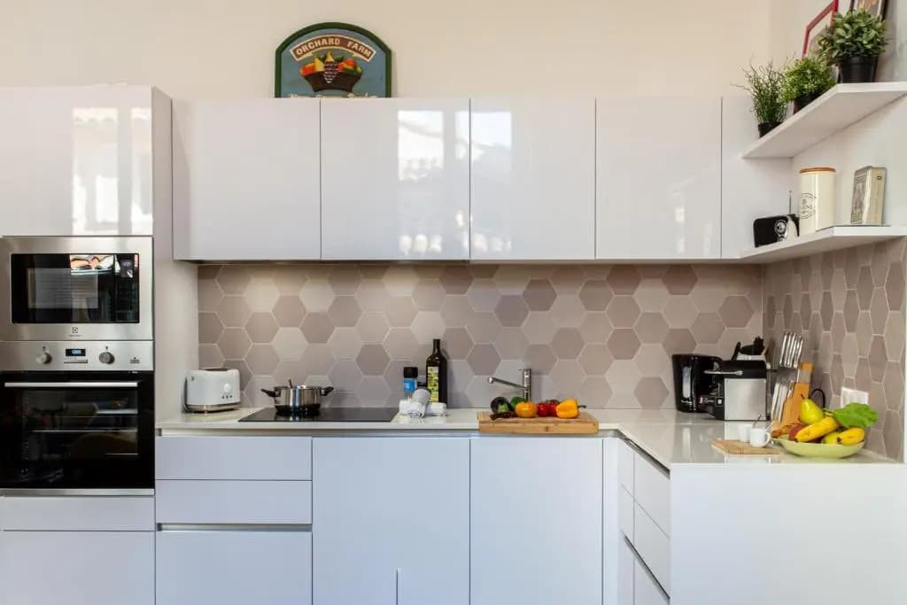 St Vincent - 3 BEDROOMS, MAGNIFICENT,VASTE, SUNNY, A/C, WIFI - photo 21