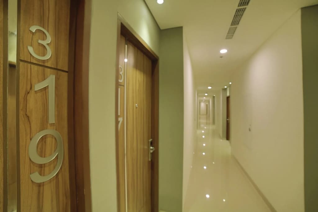 Ozone Hotel Pantai Indah Kapuk - photo 14
