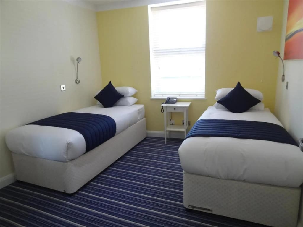 Hotel Unique - photo 2