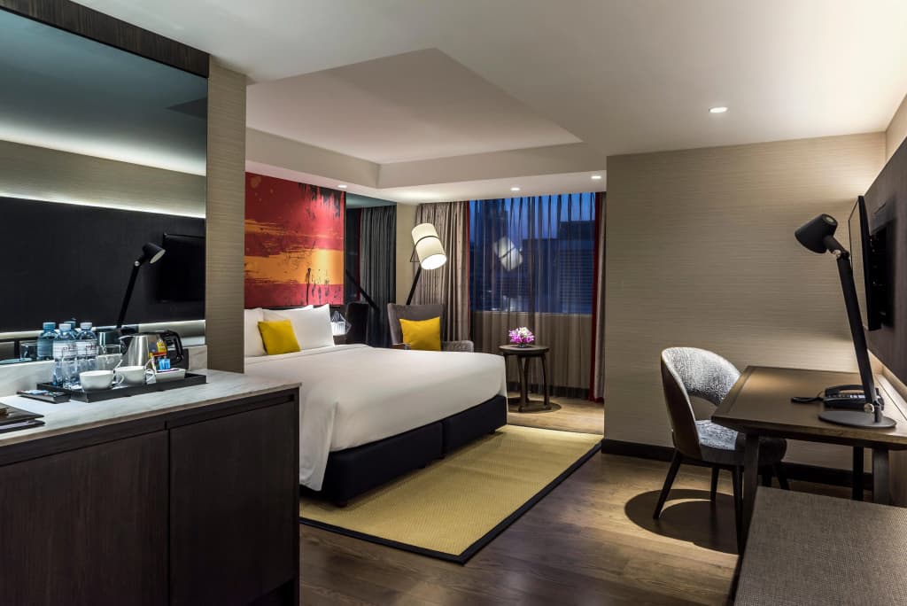 Mercure Bangkok Sukhumvit 11 - photo 2