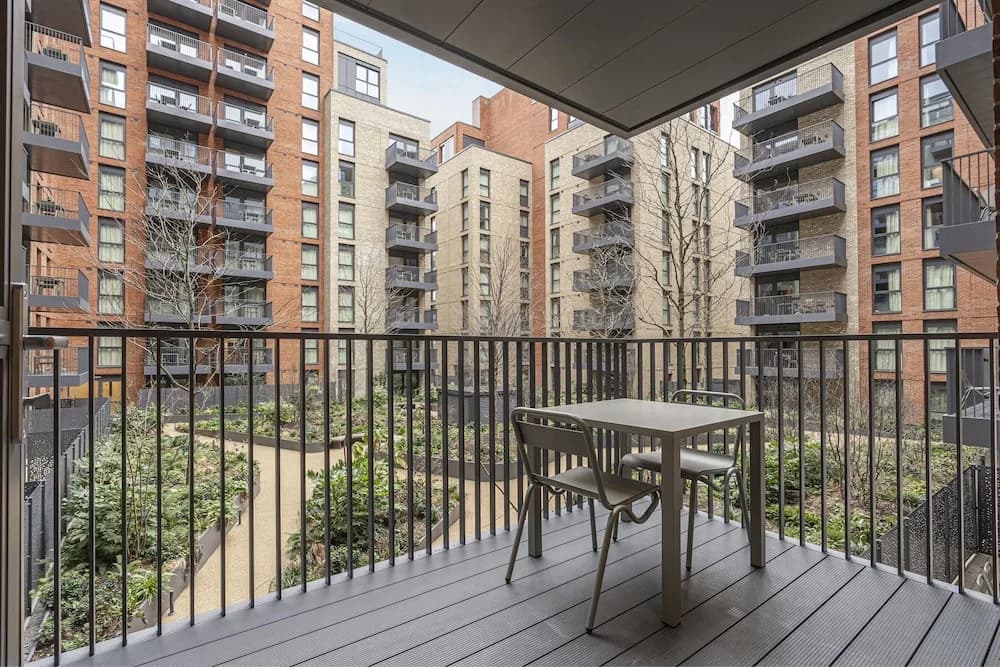 Smart North London Apartment - photo 12