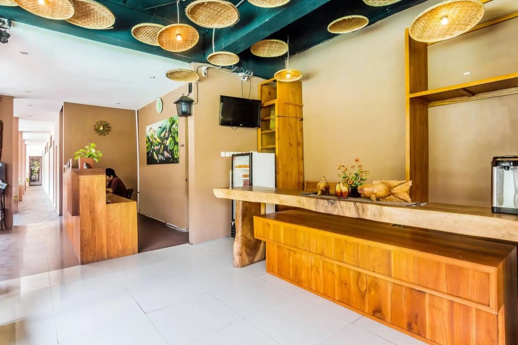 ZenRooms Denpasar Mahendradata - photo 11