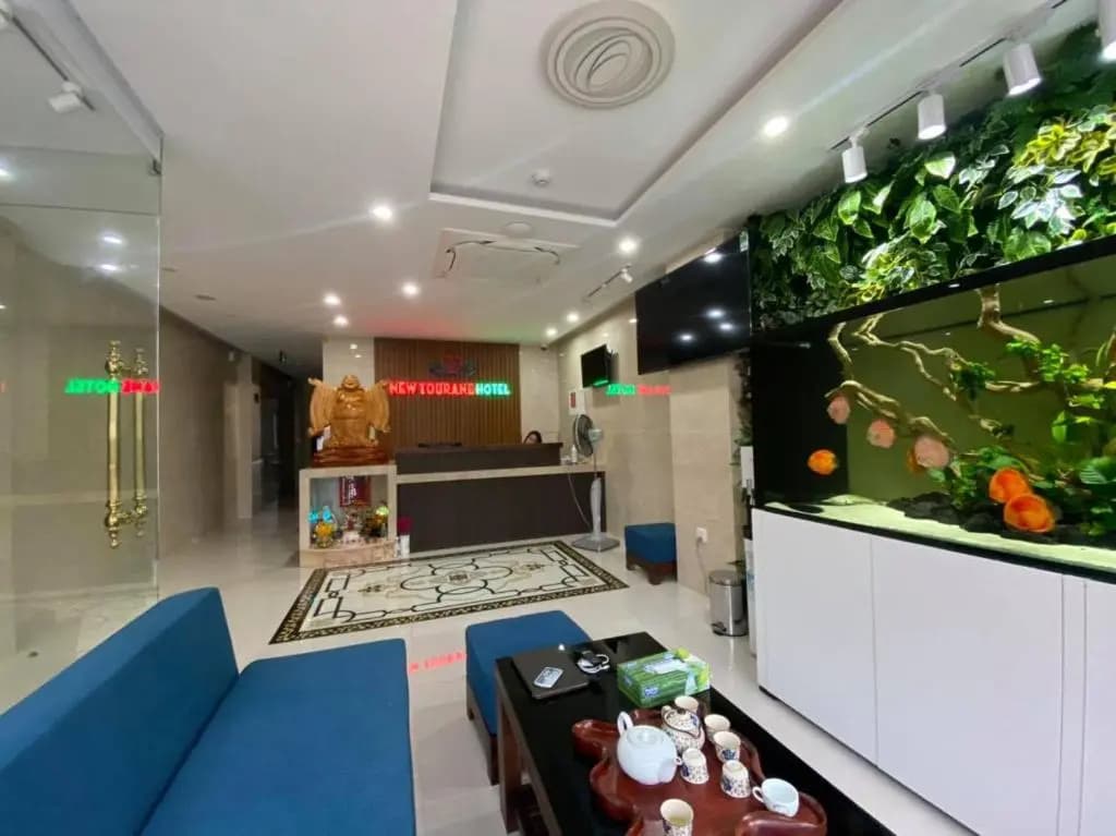 New Tourane Hotel - photo 9