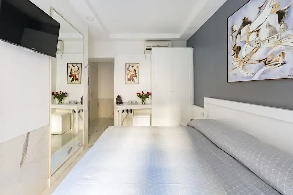 Hotel Little Aurelius - photo 24