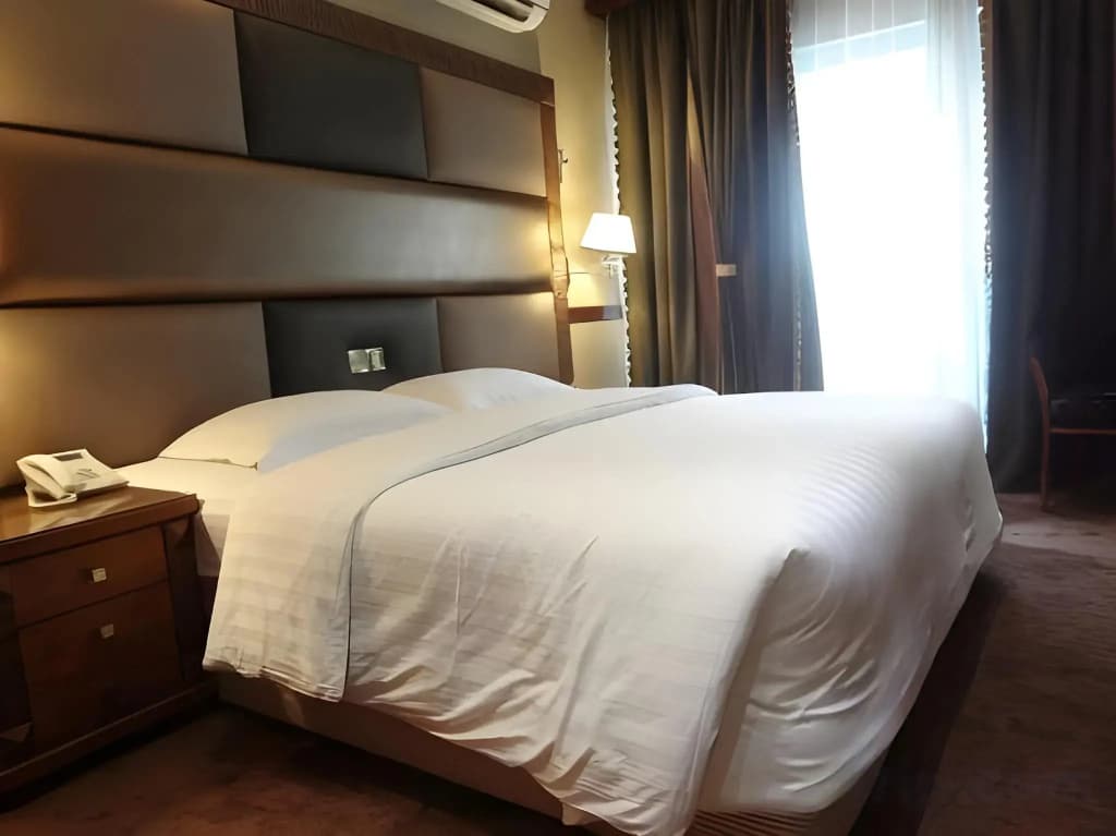 Abjad Crown Hotel - photo 6