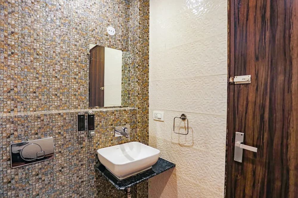 Novel Suites By FabHotel - photo 8