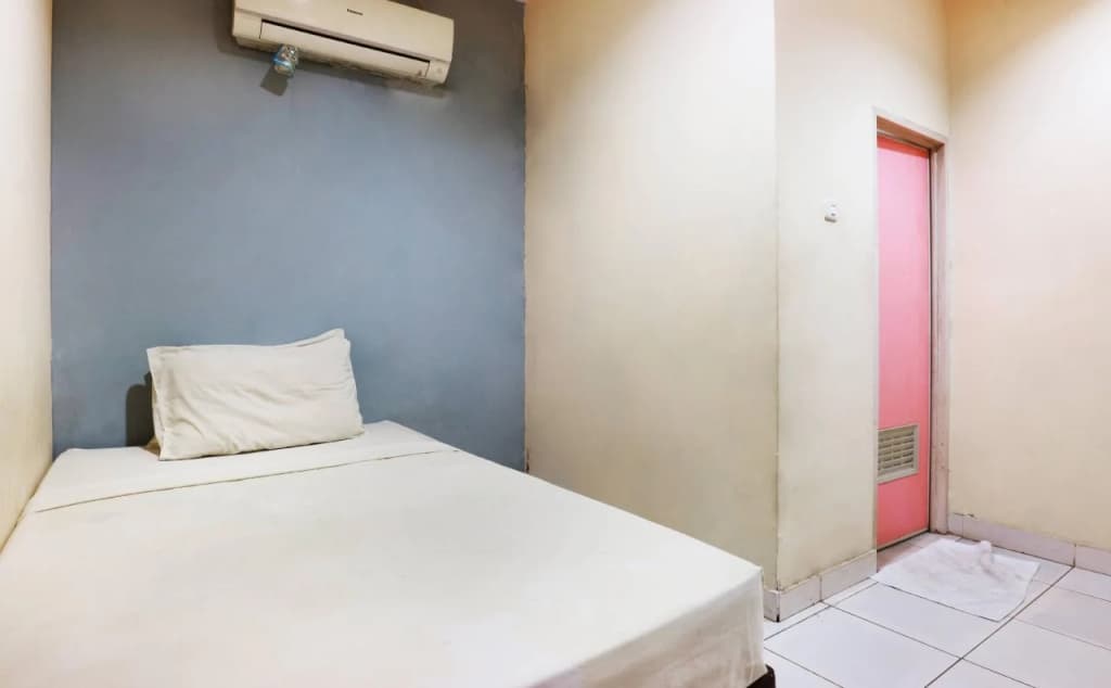 Sabrina Guest House - photo 7