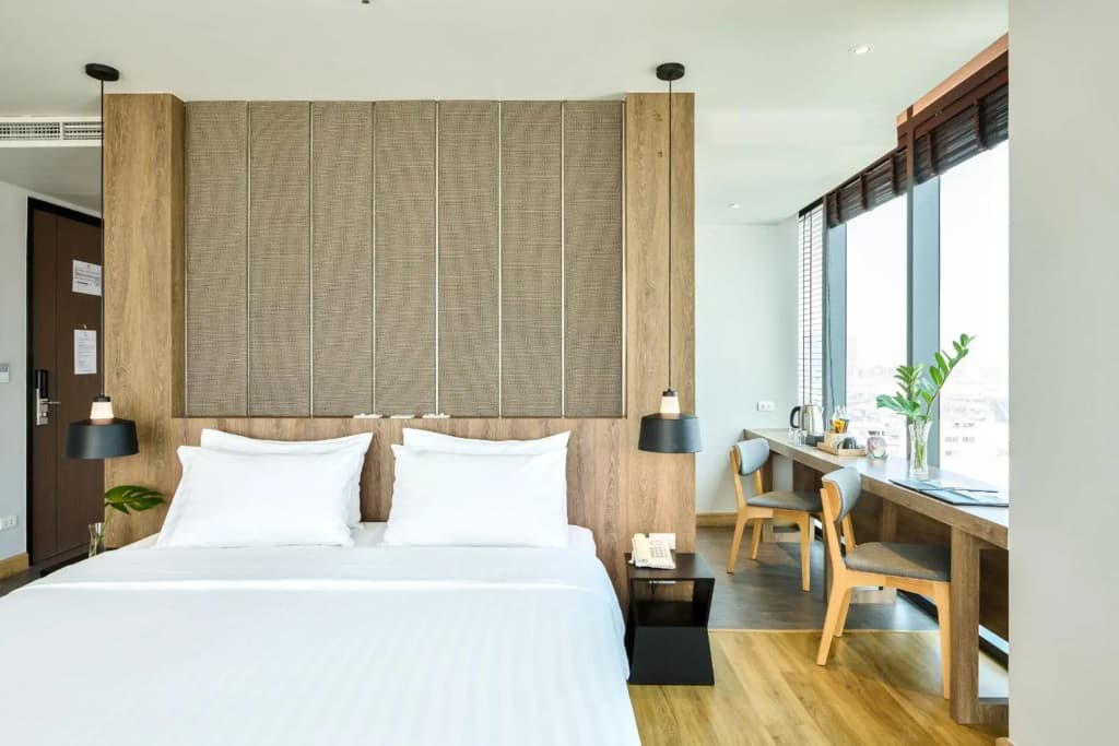 Amora NeoLuxe Hotel - photo 7