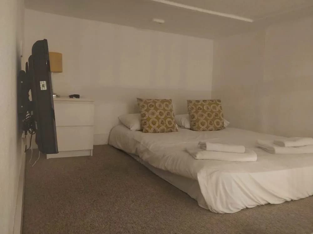 Valet Apartments Kensington Gardens - photo 3