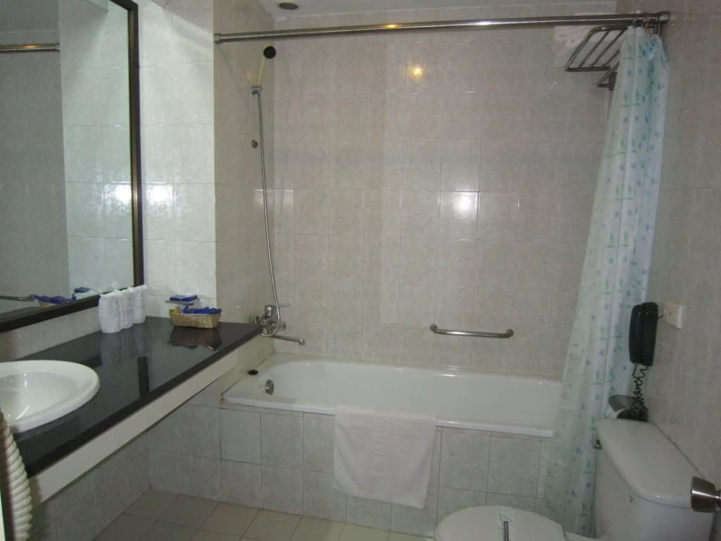 Halong Bay - photo 7