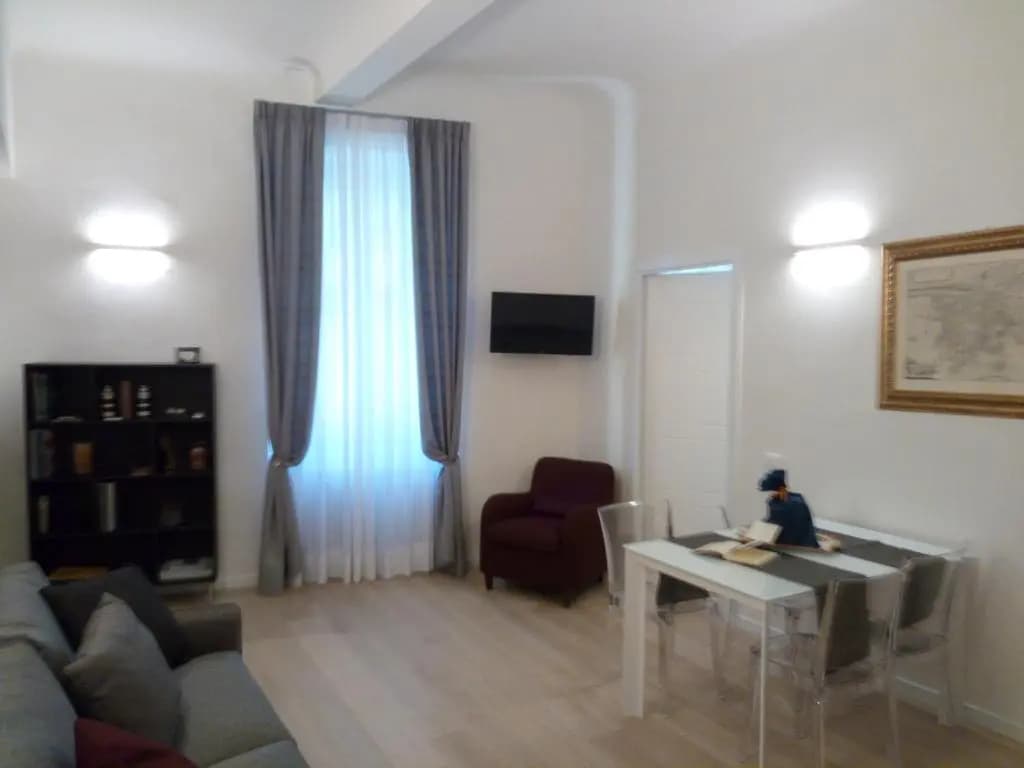 Opera 19 Luxury Apartment - photo 5
