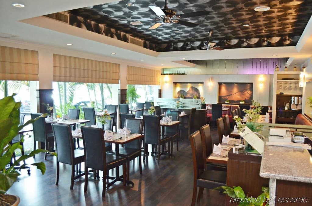 Regalodge Hotel & Spa - photo 13