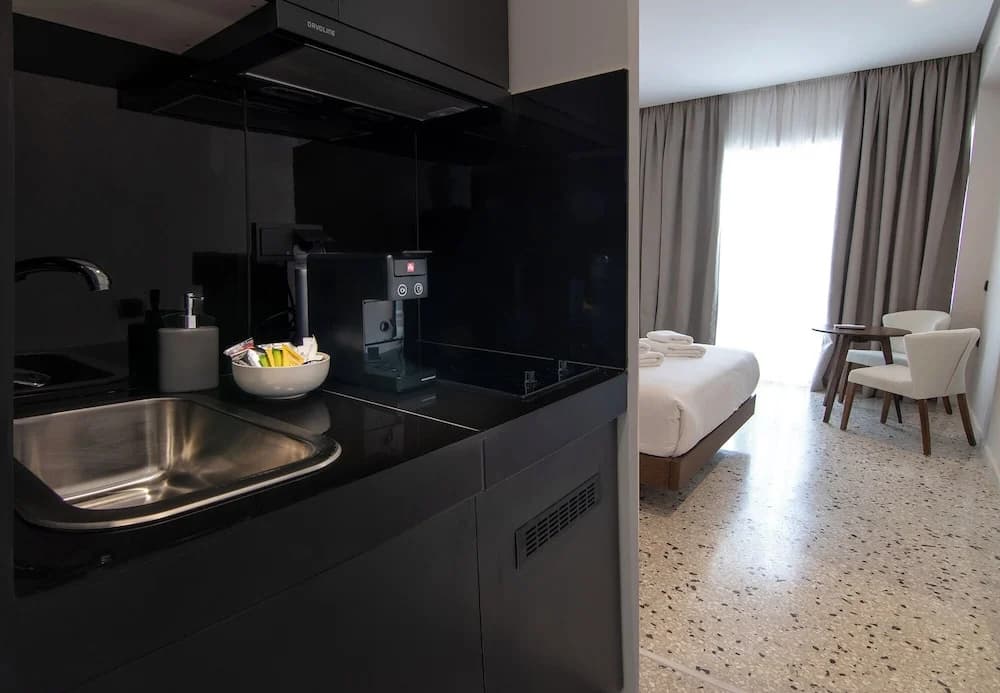 Mythodea Athens Suites - photo 2