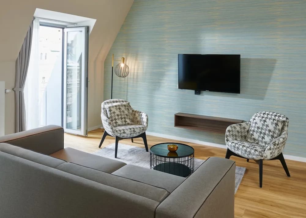 VN17 Rooftop Suites by Adrez Living - photo 16