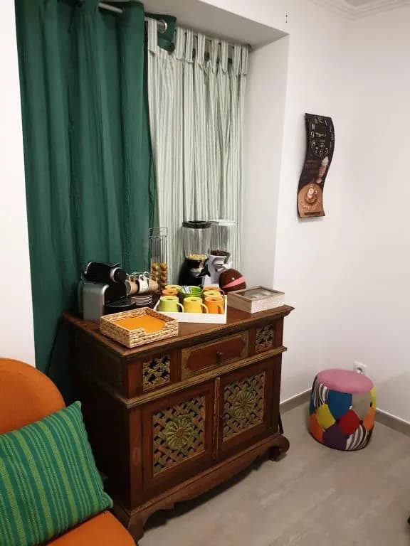 Lisbon Hostel Terminal 4 - photo 10