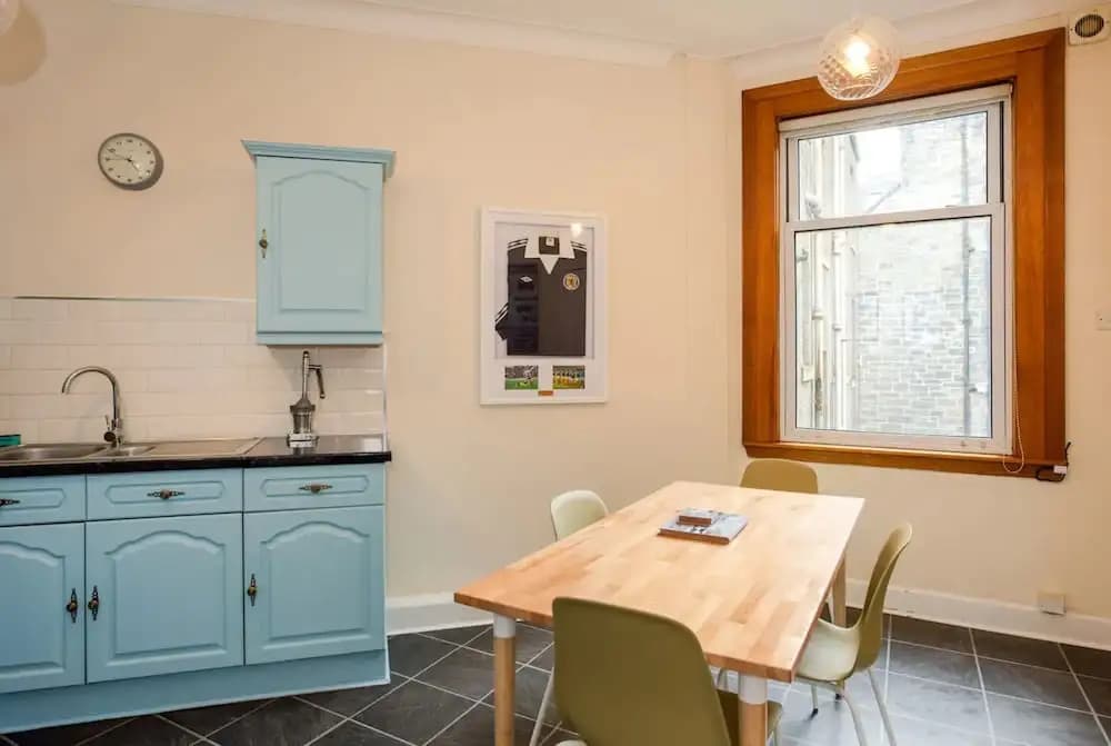 Modern Trinity Apartment In Good Location - photo 12