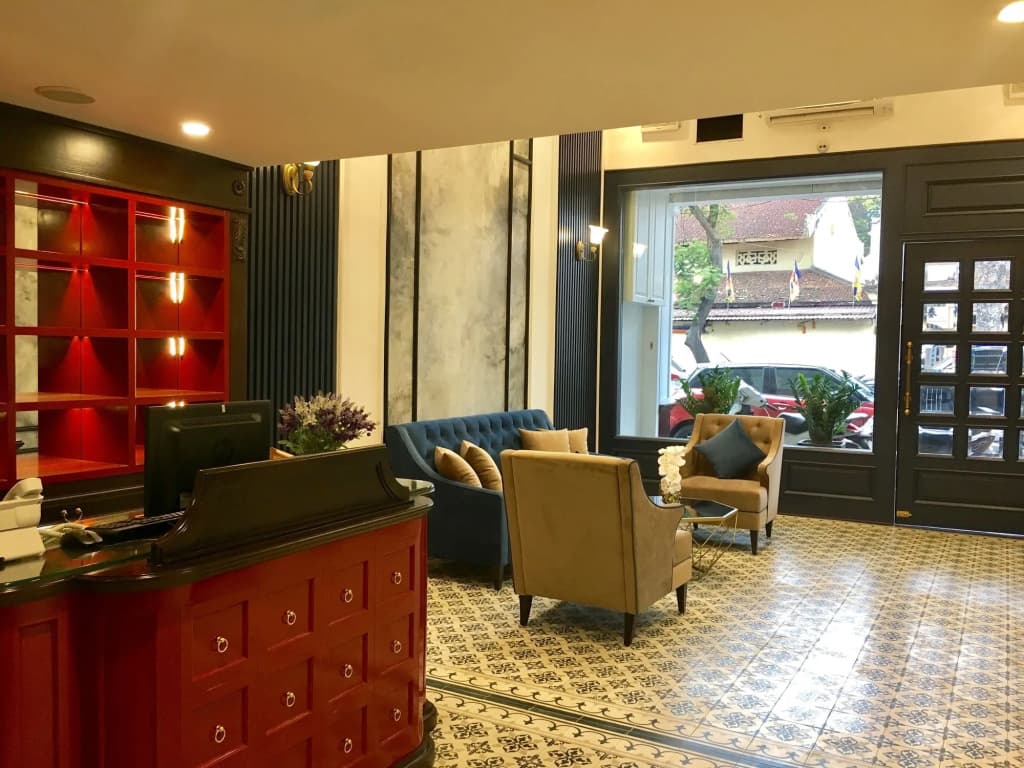 Golden Rooster Hotel - photo 18