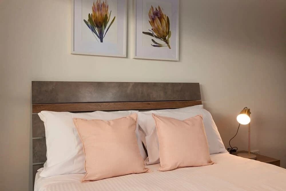 Cozy and Airy 1 Bedroom Flat - photo 3