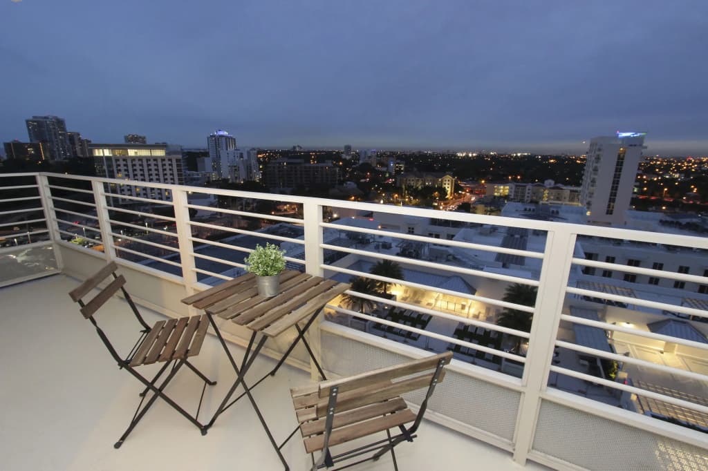 Brickell by Vacation District - photo 6
