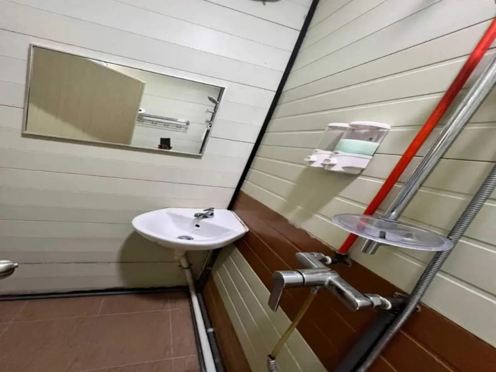 A105 Homestay - photo 8