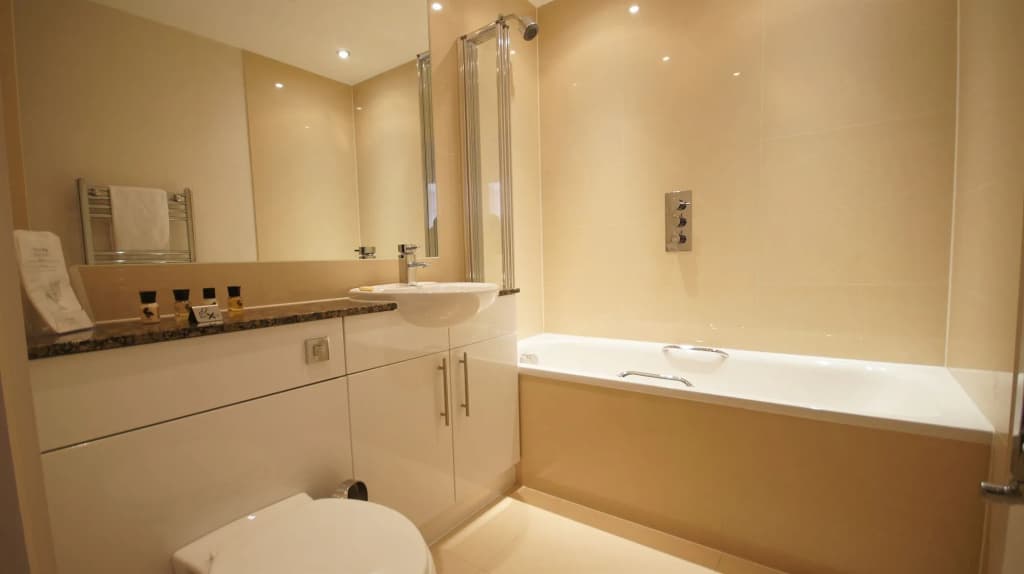 Lodge Drive Apartments - photo 8