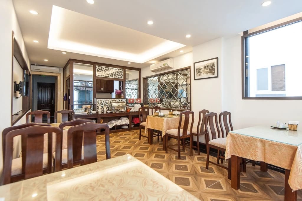 Le Foyer Hotel - photo 17