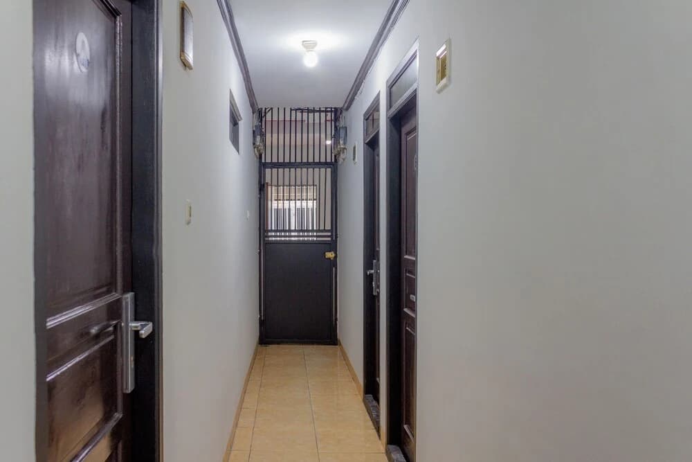 Oyo 649 K68 Residence - photo 11