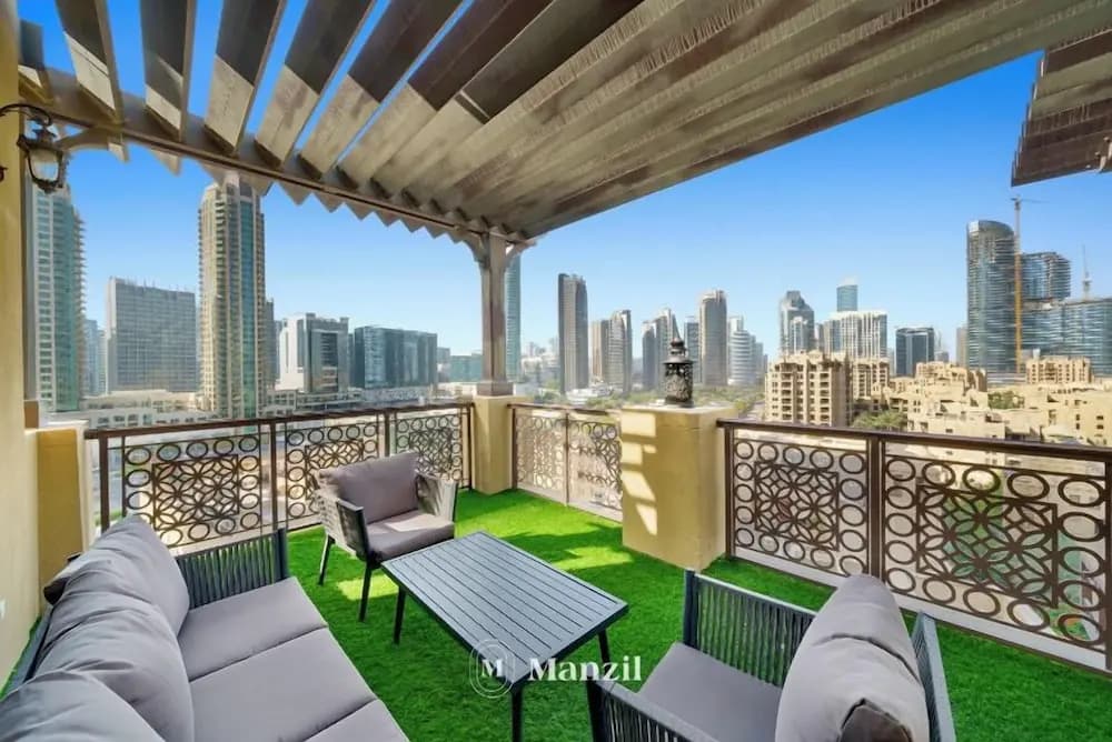 Manzil -2BR Penthouse w full Burj View in Downtown - photo 7