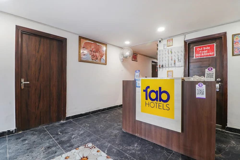 FabHotel Roadway Inn - photo 1