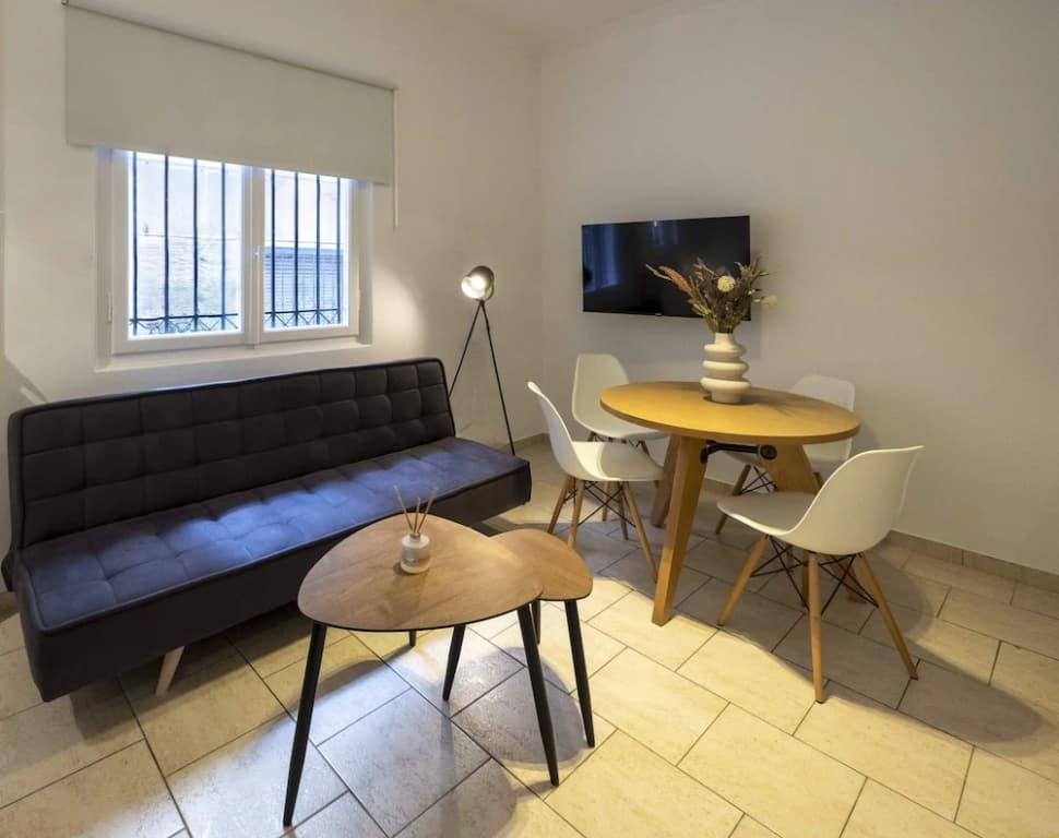 Phaedrus Living: Athens Studios Angel - photo 10