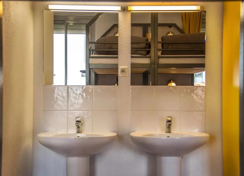 Auberge de Jeunesse HI Nice - Les Camélias - photo 9