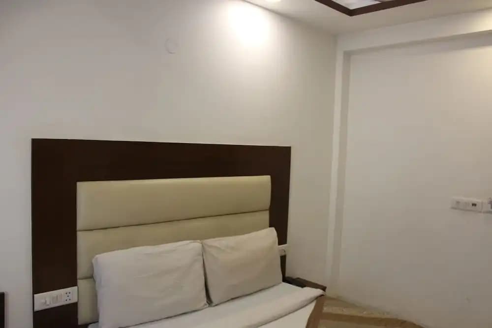 Hotel Opal Inn - photo 19