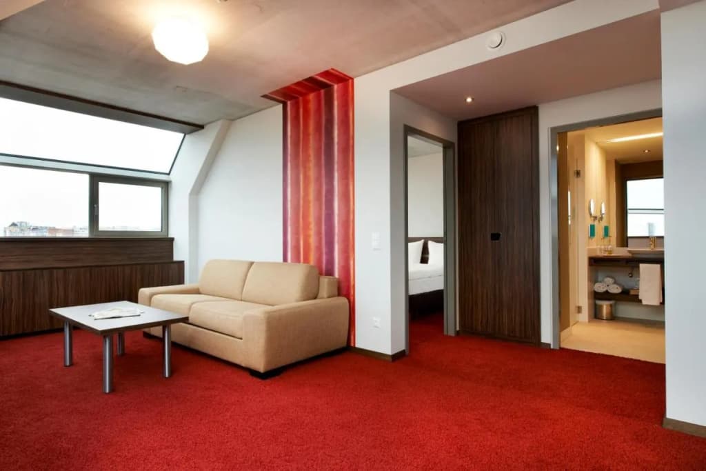 Simm’s Hotel – the cityhotel next to Metro U3 - photo 44