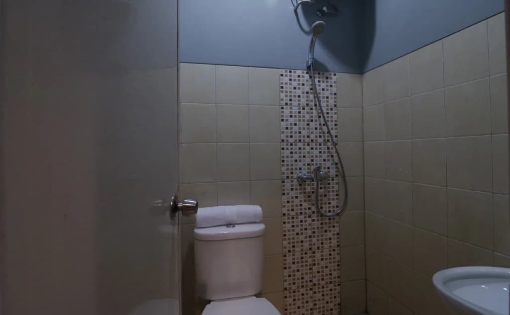 One 2 Residence - photo 8