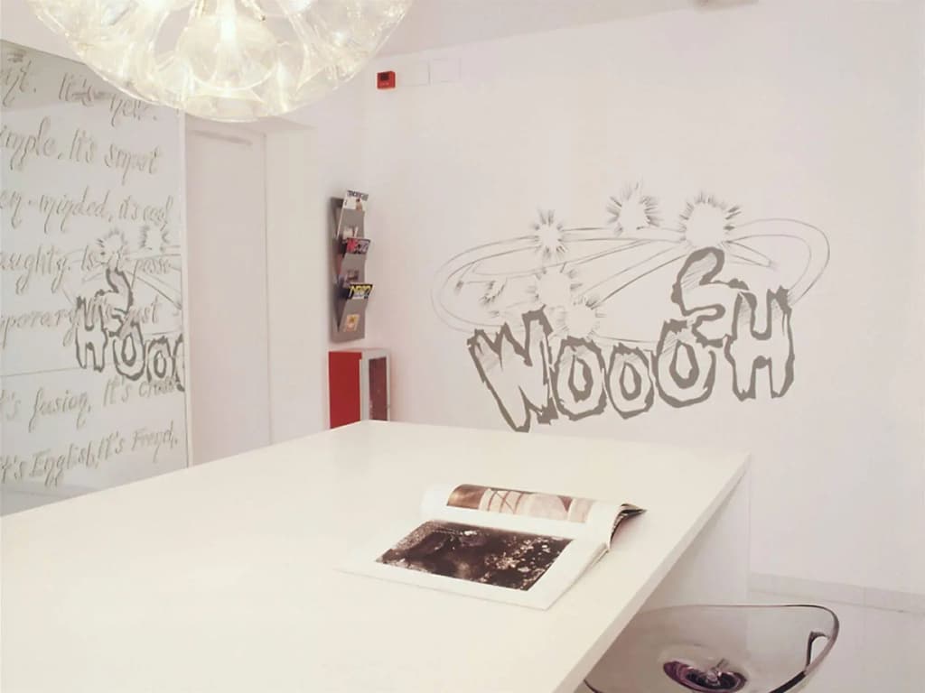 Chic & Basic Tallers Hostal - photo 12