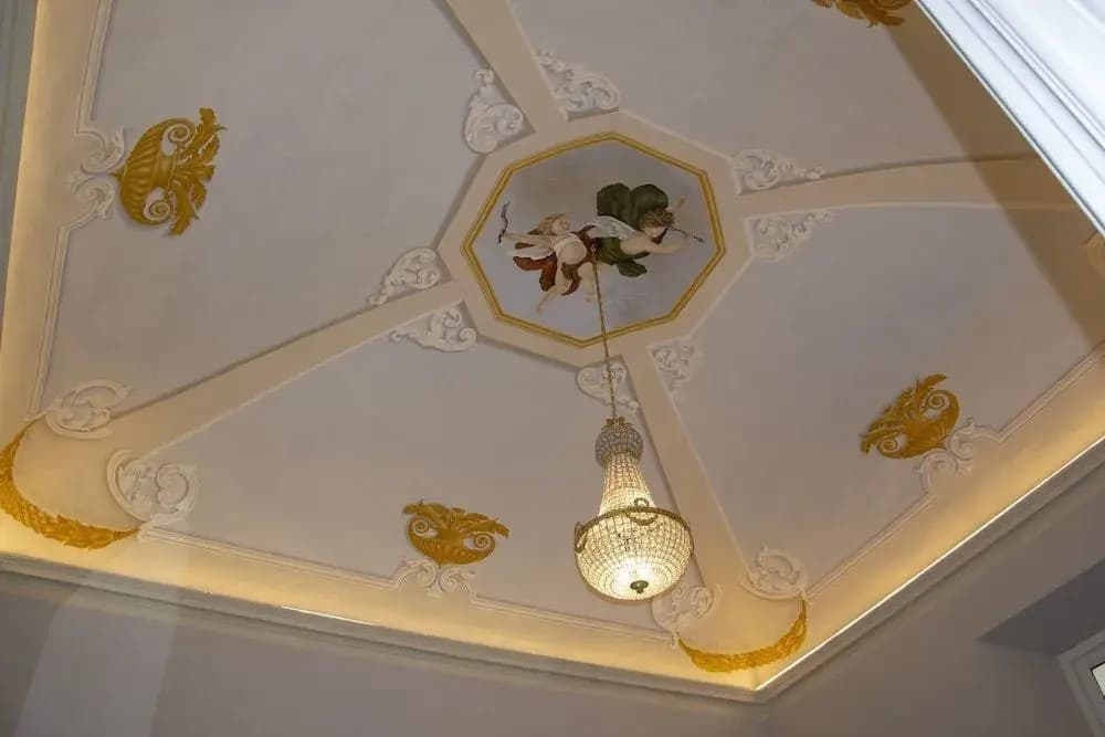 Flora Historical Luxury House - photo 13