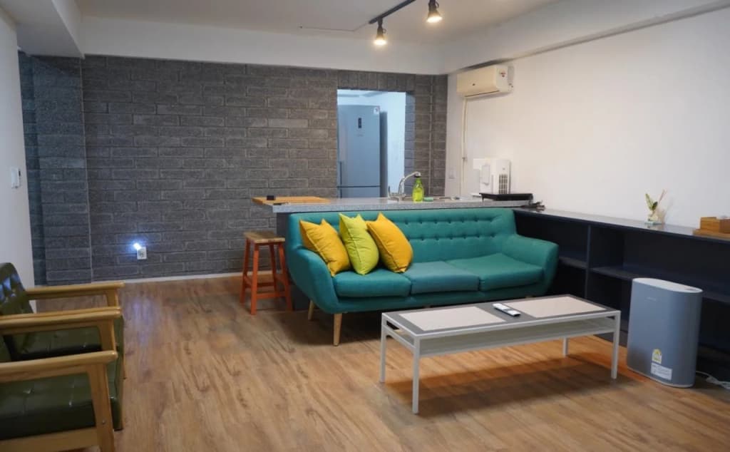 Red Stone Guest House - photo 11