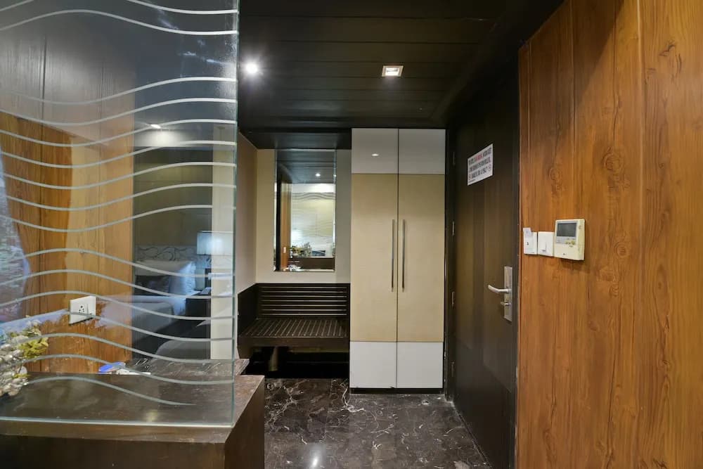 Imperial Apartments - photo 9
