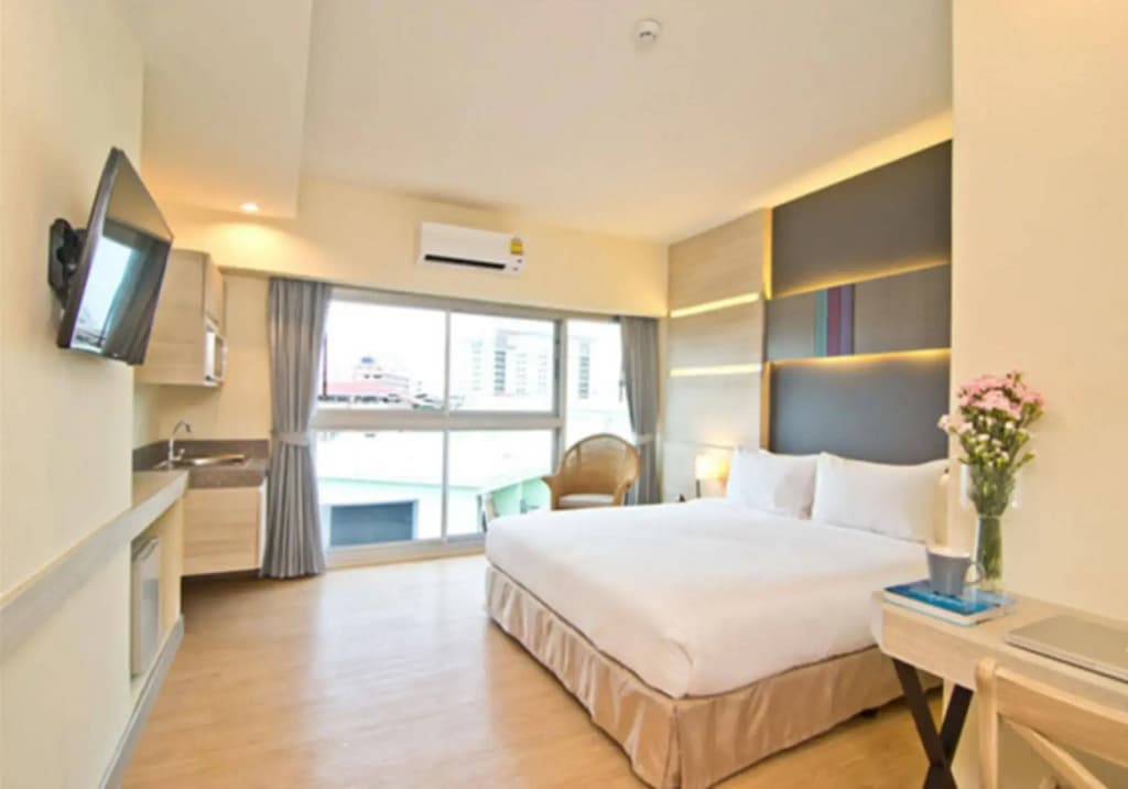 Sunshine One Hotel Pattaya - photo 5
