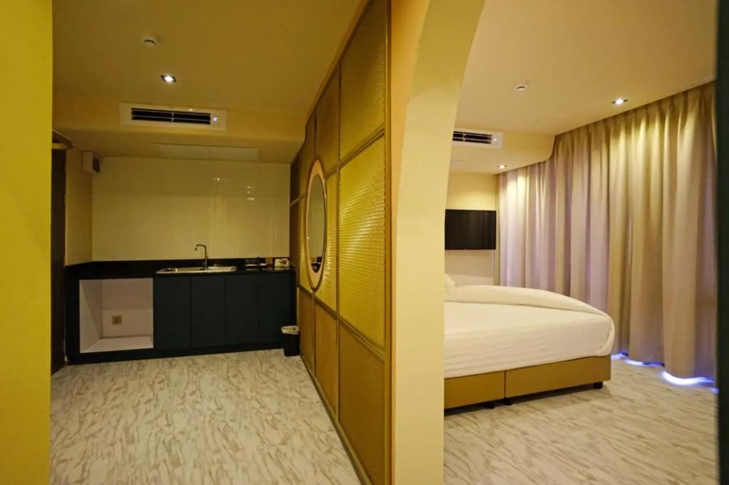 4 Monkeys Hotel - photo 4