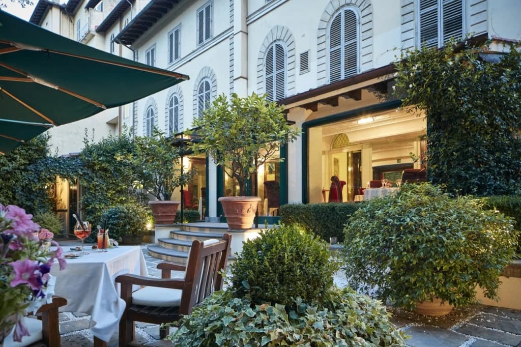 Hotel Regency - photo 14