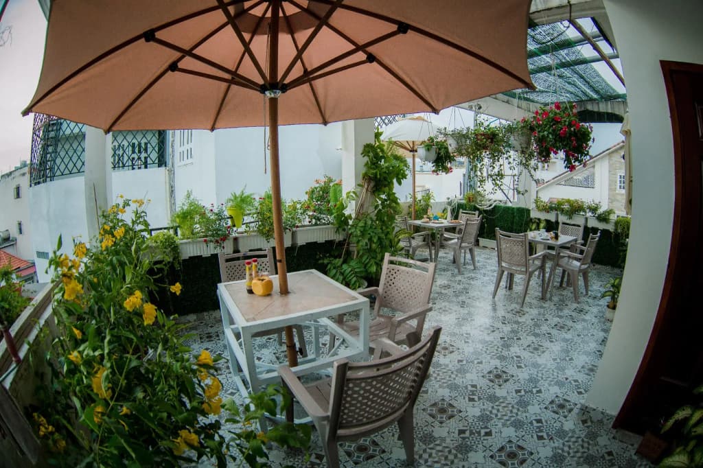 Laverne Hotel - photo 12