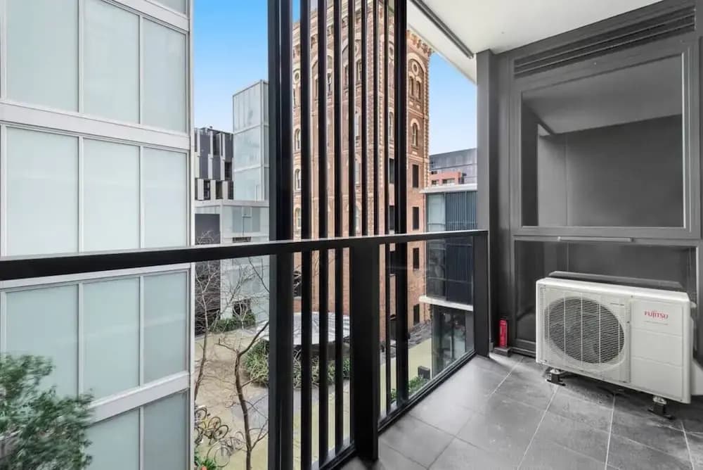 Kozyguru | Collingwood | Stylish 1 Bed Apt - photo 1