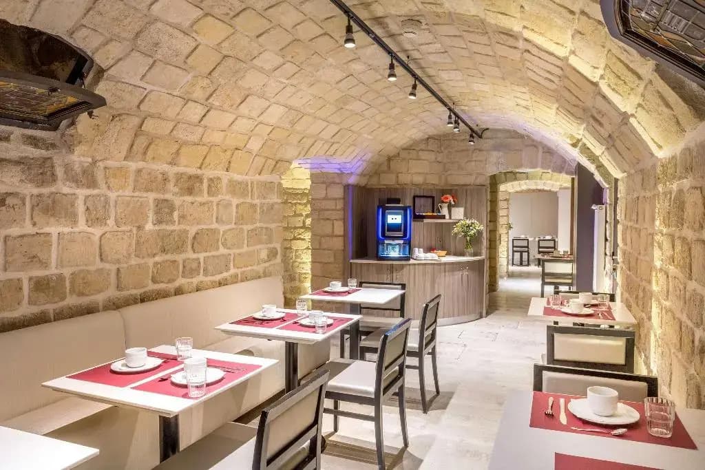 Sure Hotel by Best Western Paris Gare du Nord - photo 20
