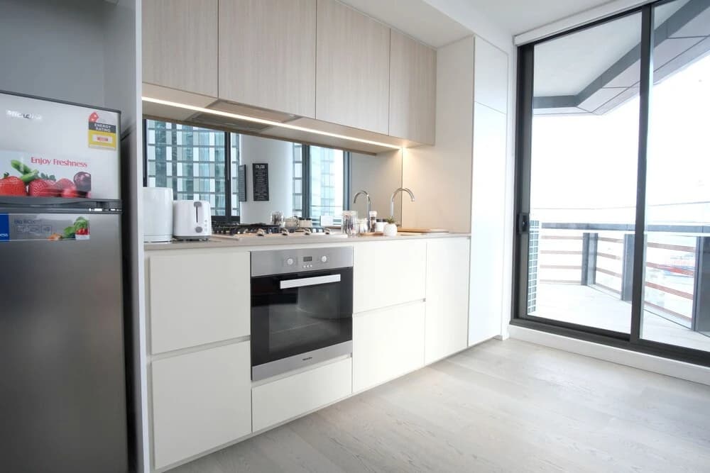 889 on Collins Waterfront Apartments - photo 19