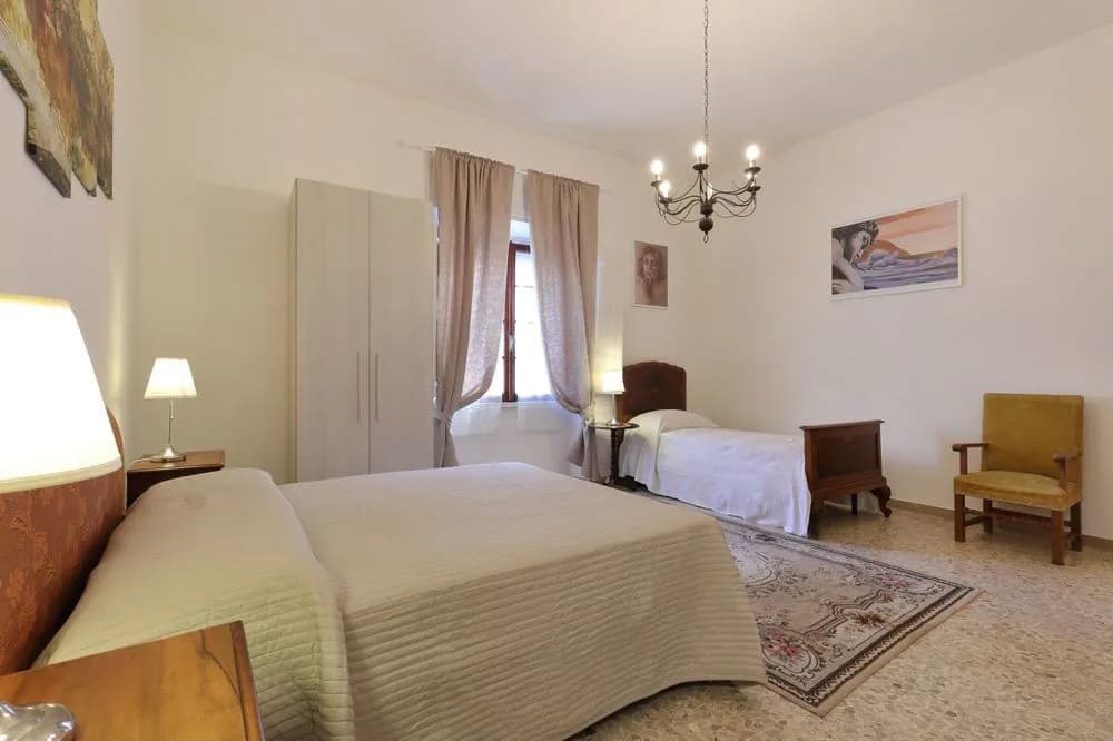 Florence City Home - photo 2